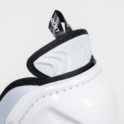 Bauer Vapor FlyPro Junior Hockey Shin Guards - TheHockeyShop.com