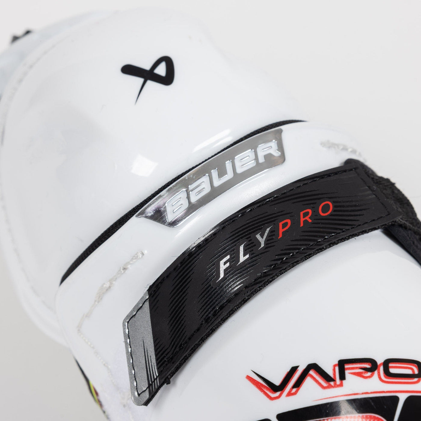 Bauer Vapor FlyPro Junior Hockey Shin Guards - TheHockeyShop.com