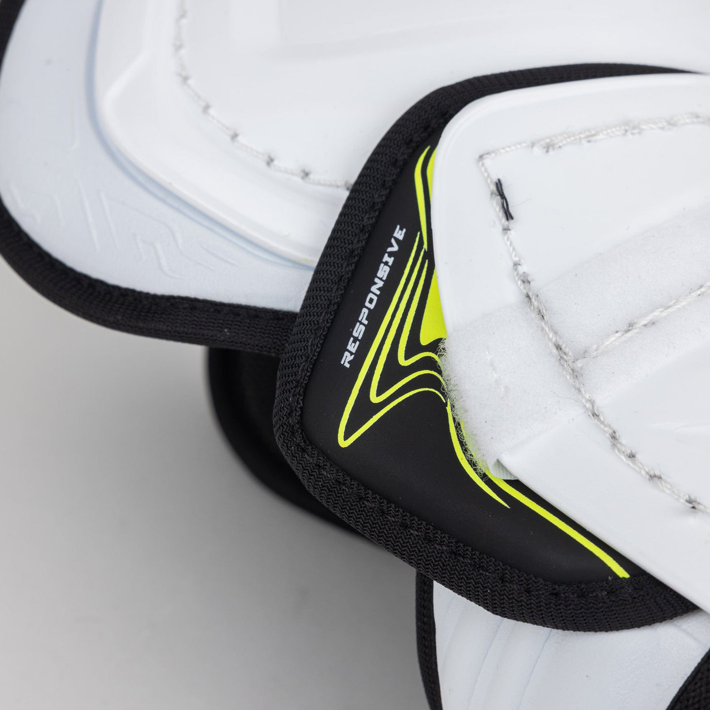 Bauer Vapor Shift Pro Intermediate Hockey Shin Guards - TheHockeyShop.com