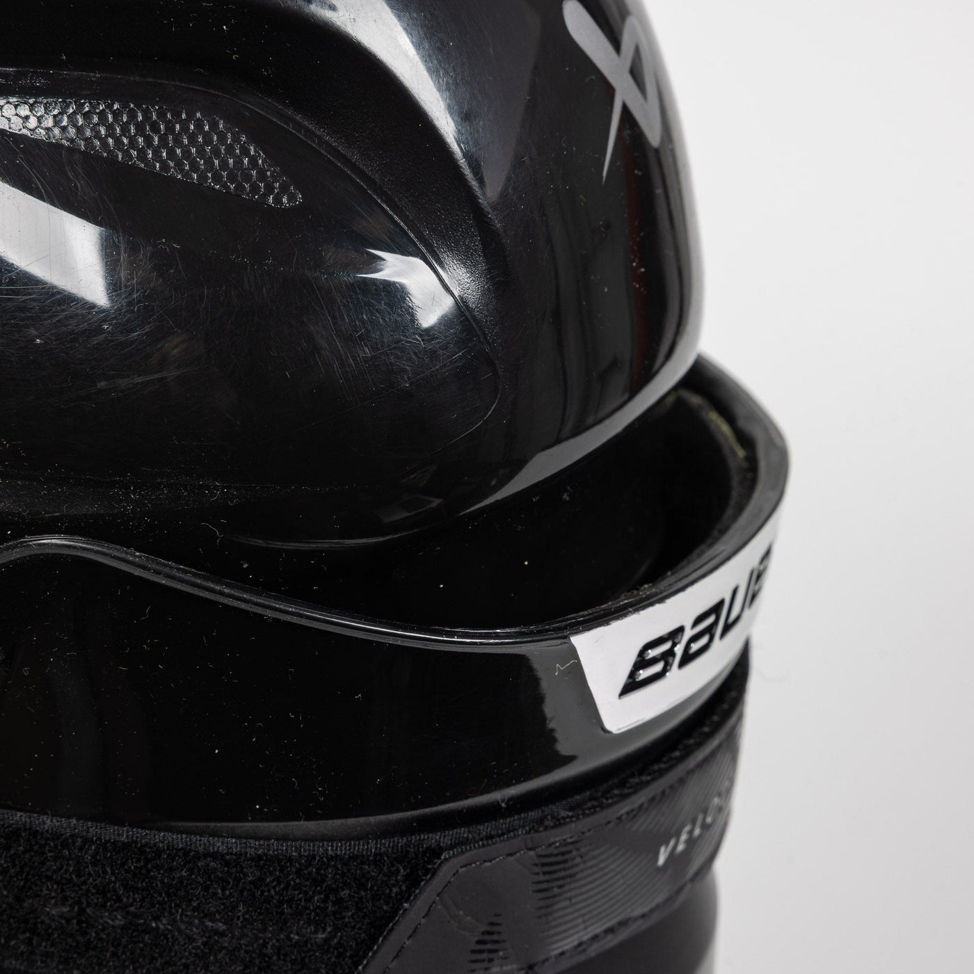 Bauer Vapor Velocity Senior Hockey Shin Guards - TheHockeyShop.com