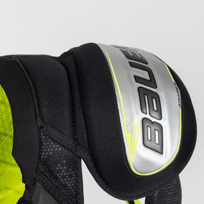Bauer Vapor Fly40 Junior Hockey Shoulder Pads - TheHockeyShop.com