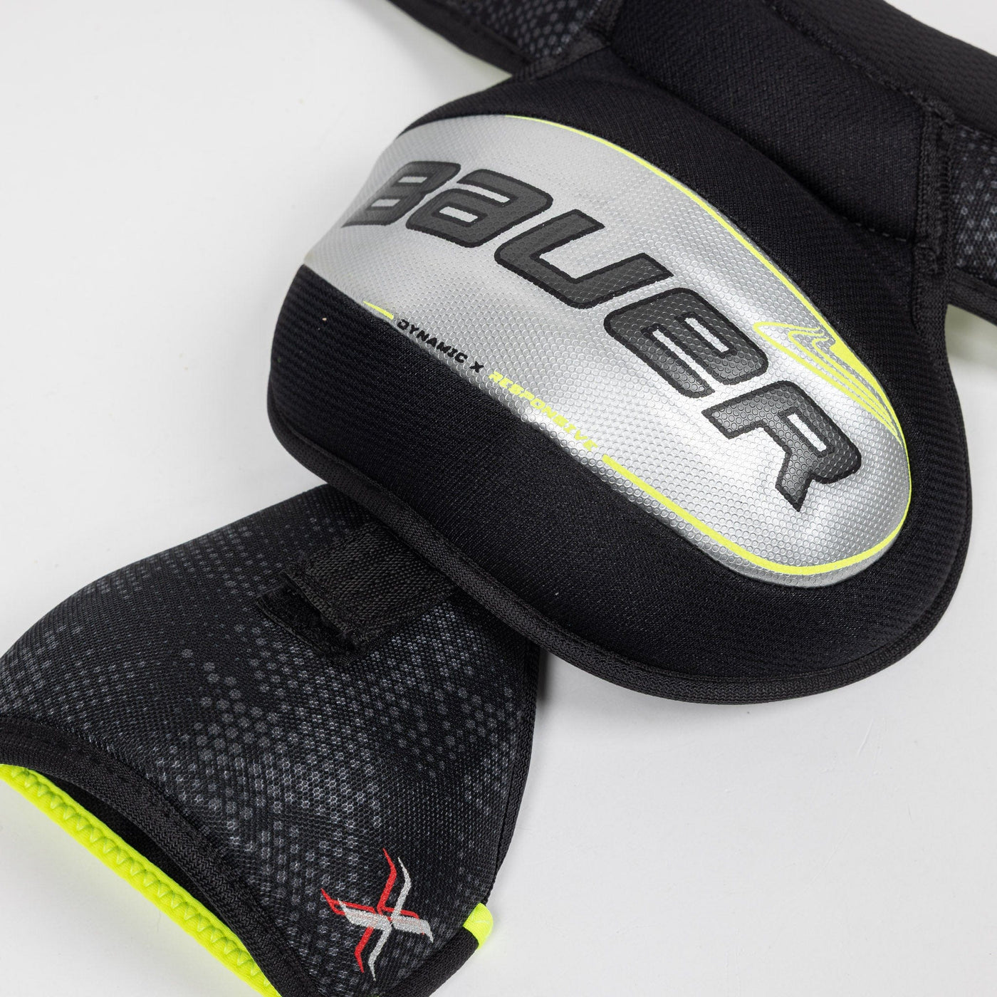 Bauer Vapor Fly40 Junior Hockey Shoulder Pads - TheHockeyShop.com