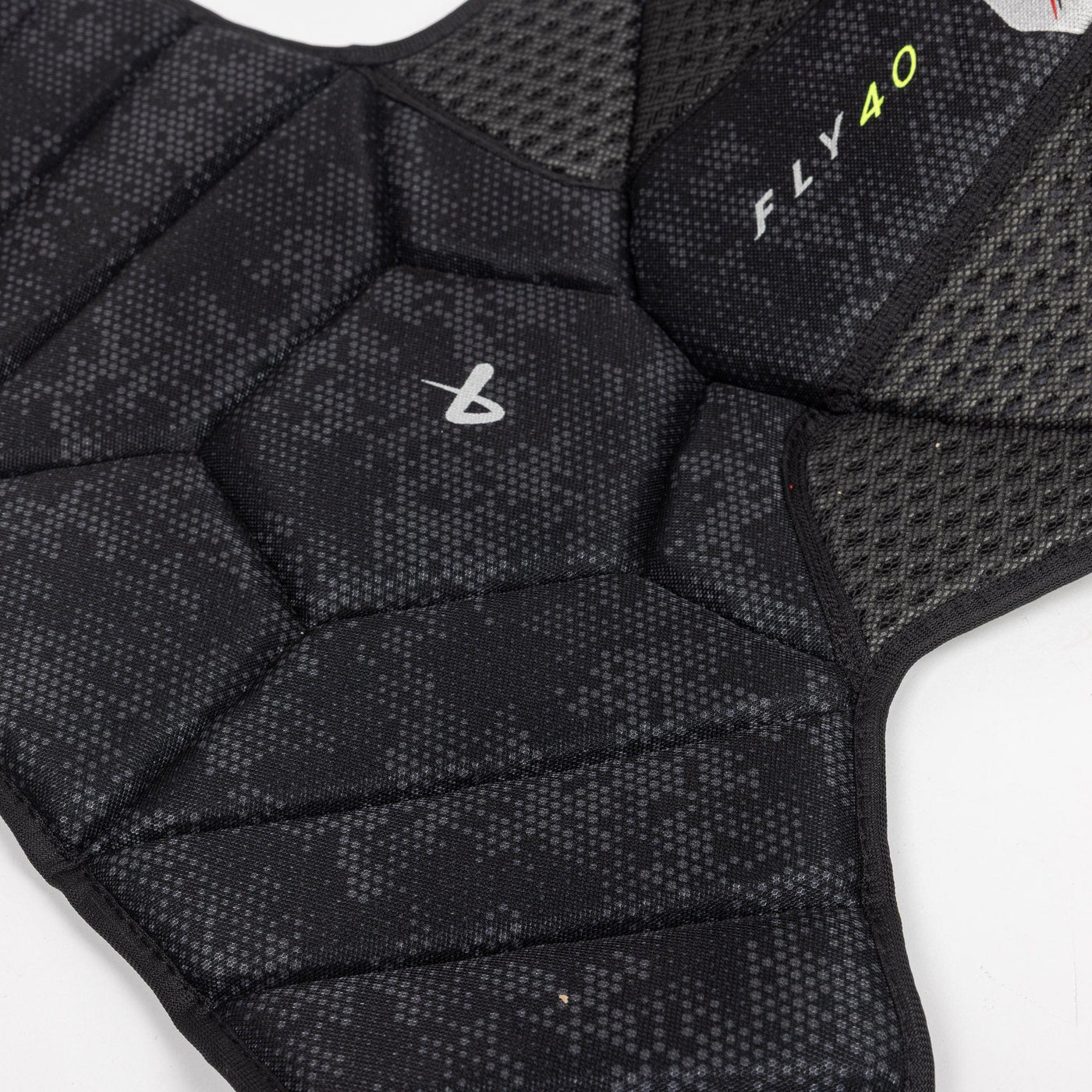 Bauer Vapor Fly40 Senior Hockey Shoulder Pads - TheHockeyShop.com
