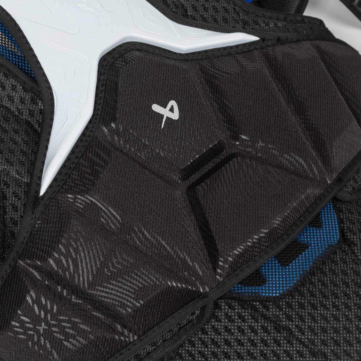 Bauer Vapor FlyLite Intermediate Hockey Shoulder Pads - TheHockeyShop.com