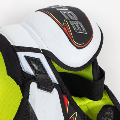 Bauer Vapor FlyPro Junior Hockey Shoulder Pads - TheHockeyShop.com