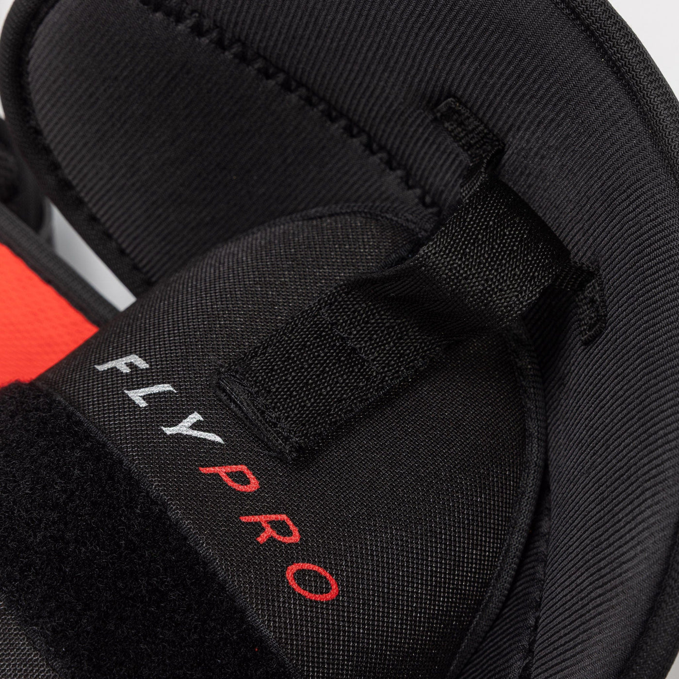 Bauer Vapor FlyPro Senior Hockey Shoulder Pads - TheHockeyShop.com