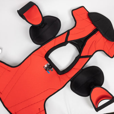 Bauer Vapor FlyPro Senior Hockey Shoulder Pads - TheHockeyShop.com