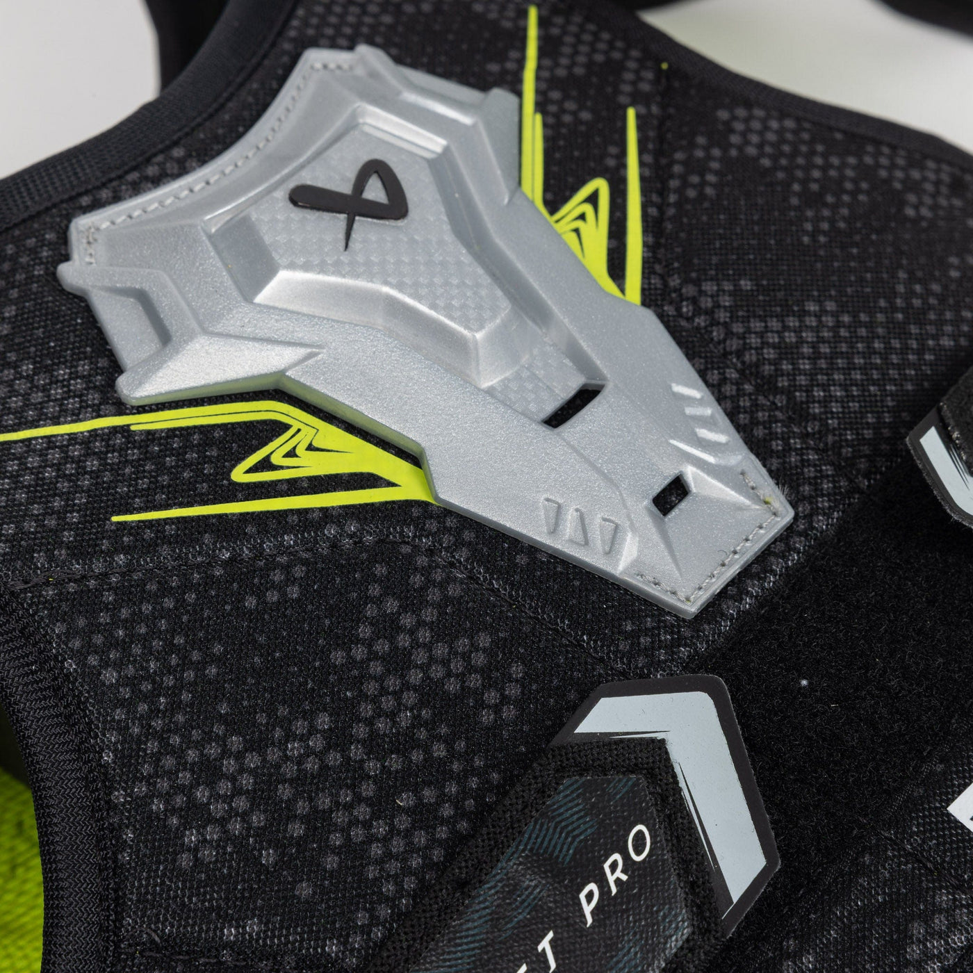 Bauer Vapor Shift Pro Youth Hockey Shoulder Pads - TheHockeyShop.com