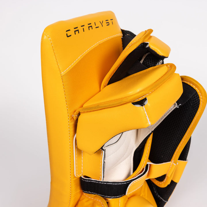True Catalyst 7X6 Intermediate Goalie Blocker - L95 Gr | THS