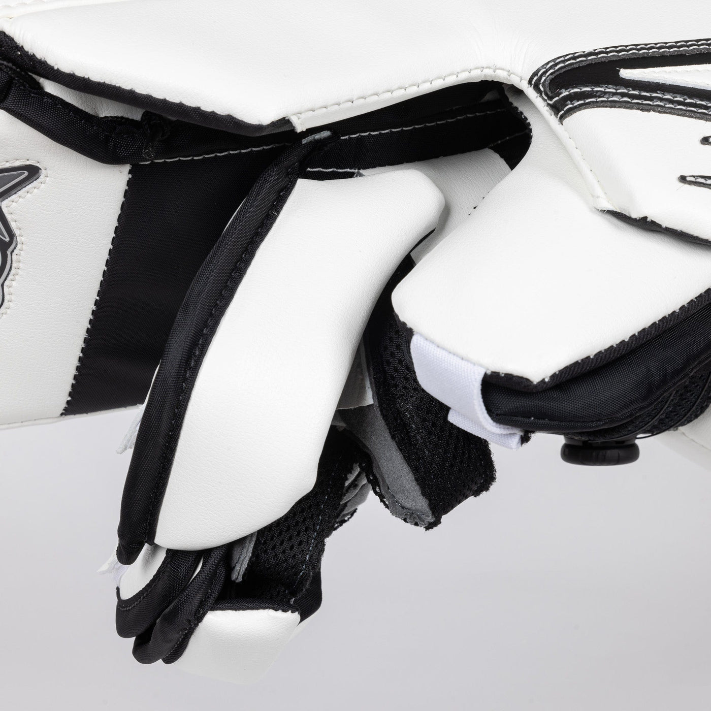 Brian's OPTik 4 Senior Goalie Blocker - TheHockeyShop.com