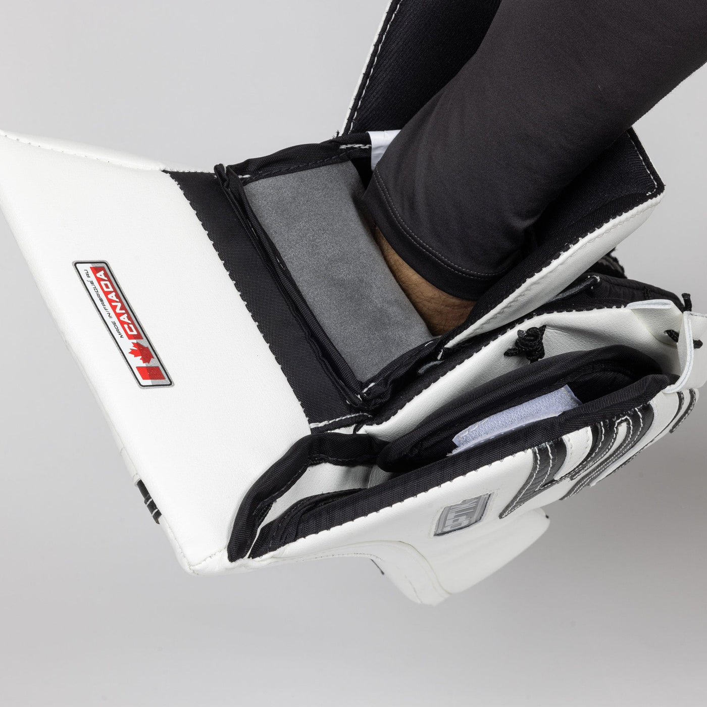 Brian's OPTik 4 Senior Goalie Blocker - TheHockeyShop.com