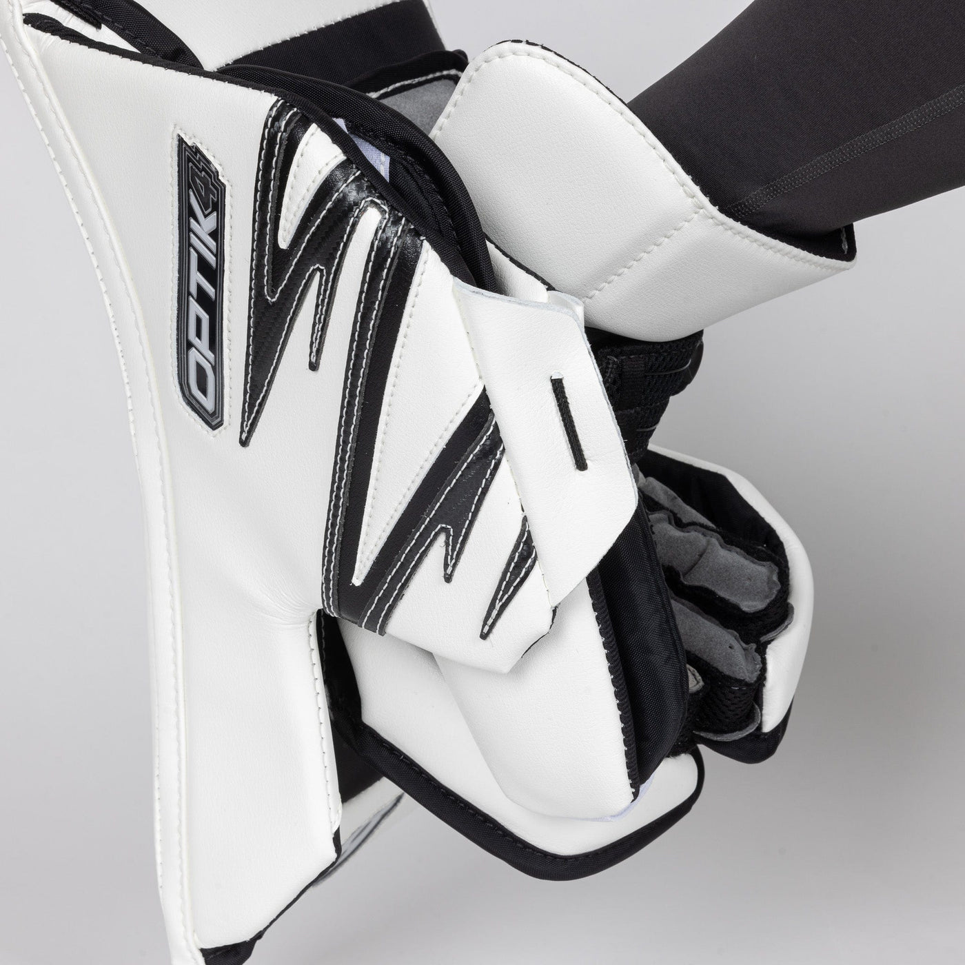 Brian's OPTik 4 Senior Goalie Blocker - TheHockeyShop.com