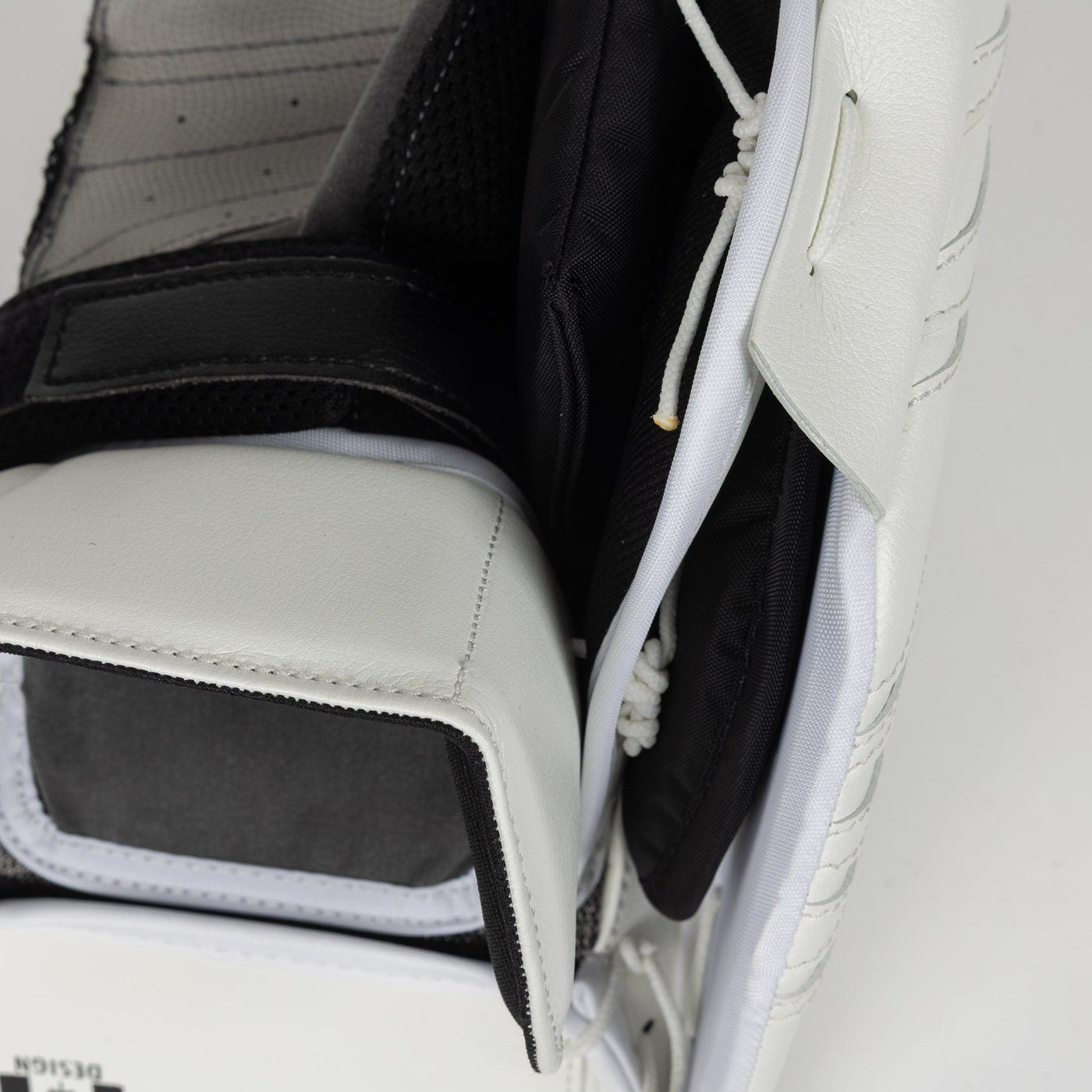 Brian's OPTIK X4 Intermediate Goalie Blocker - TheHockeyShop.com