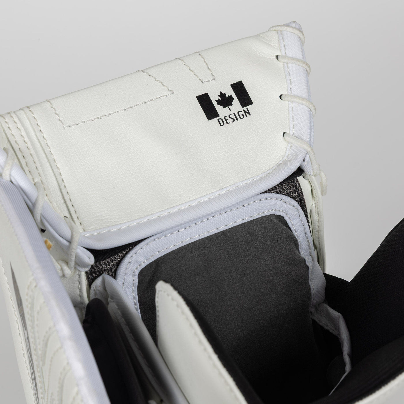 Brian's Blockers Brian's OPTIK X4 Junior Goalie Blocker - TheHockeyShop