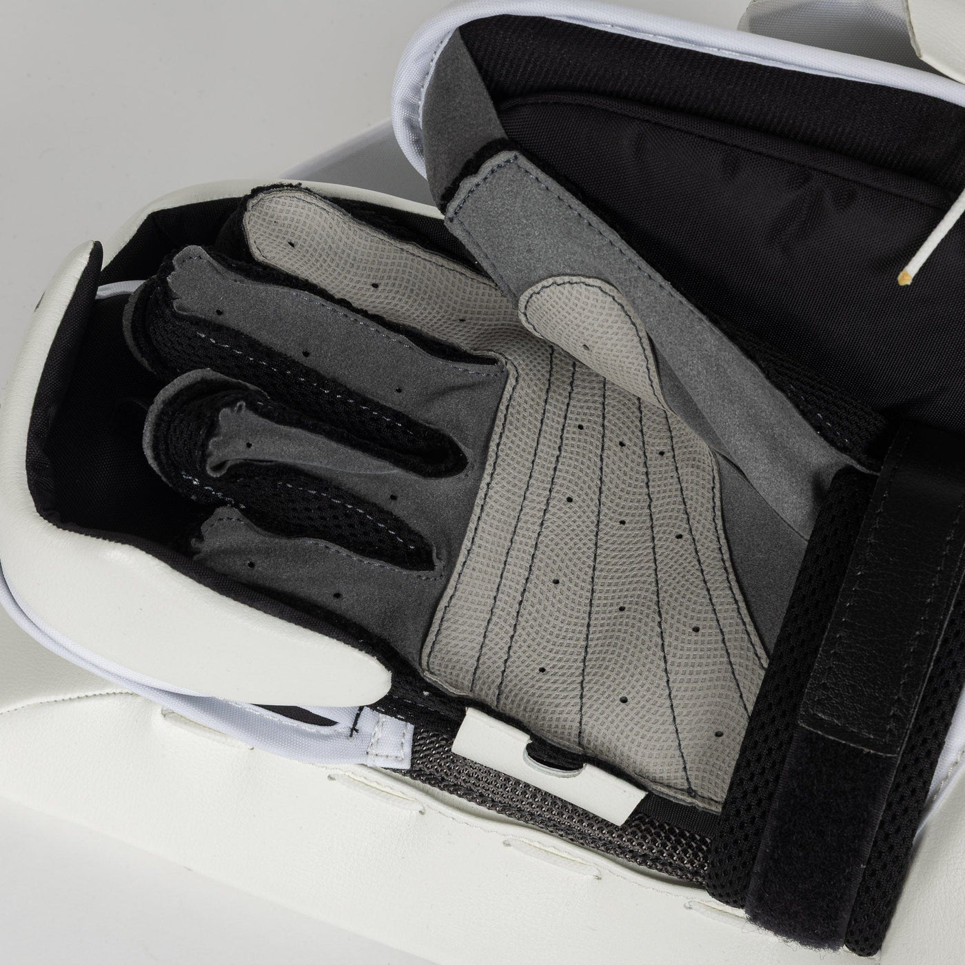 Brian's Blockers Brian's OPTIK X4 Senior Goalie Blocker - TheHockeyShop