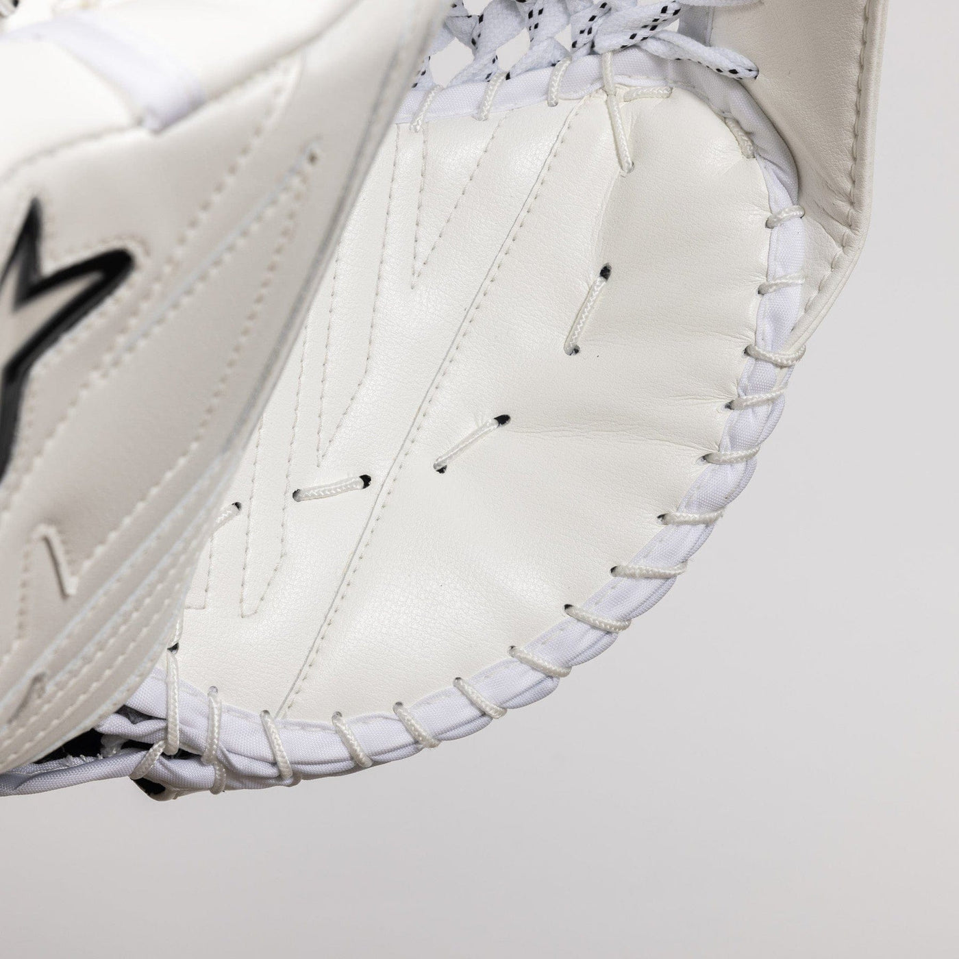 Brian's Catchers Brian's ICONIK Senior Goalie Catcher - Intermediate Palm - TheHockeyShop