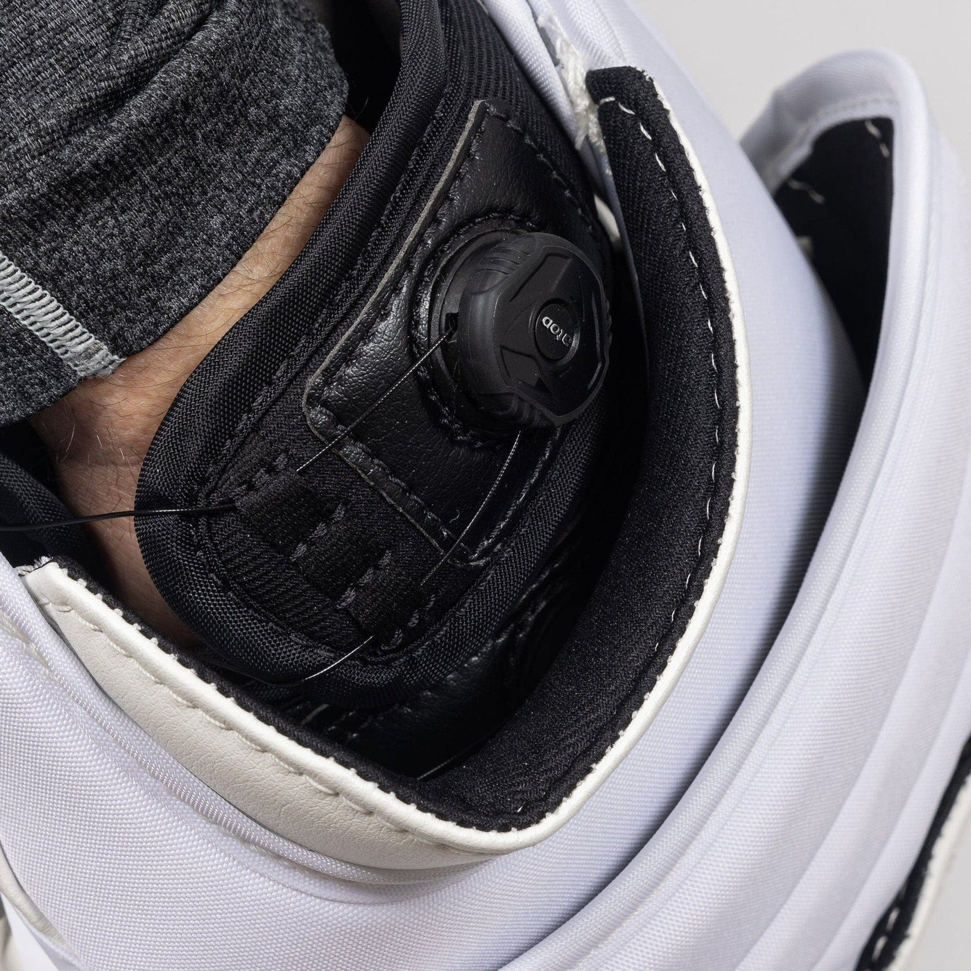 Brian's Catchers Brian's ICONIK Senior Goalie Catcher - Intermediate Palm - TheHockeyShop