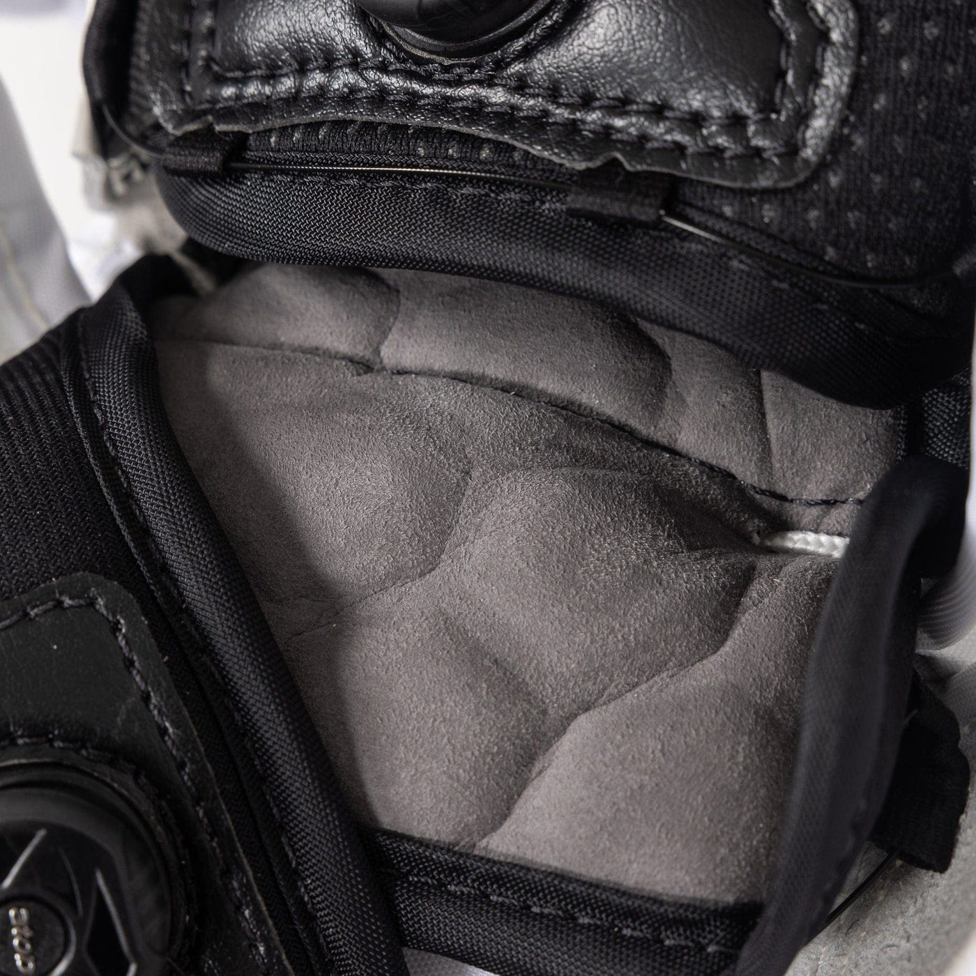 Brian's Catchers Brian's ICONIK Senior Goalie Catcher - Intermediate Palm - TheHockeyShop