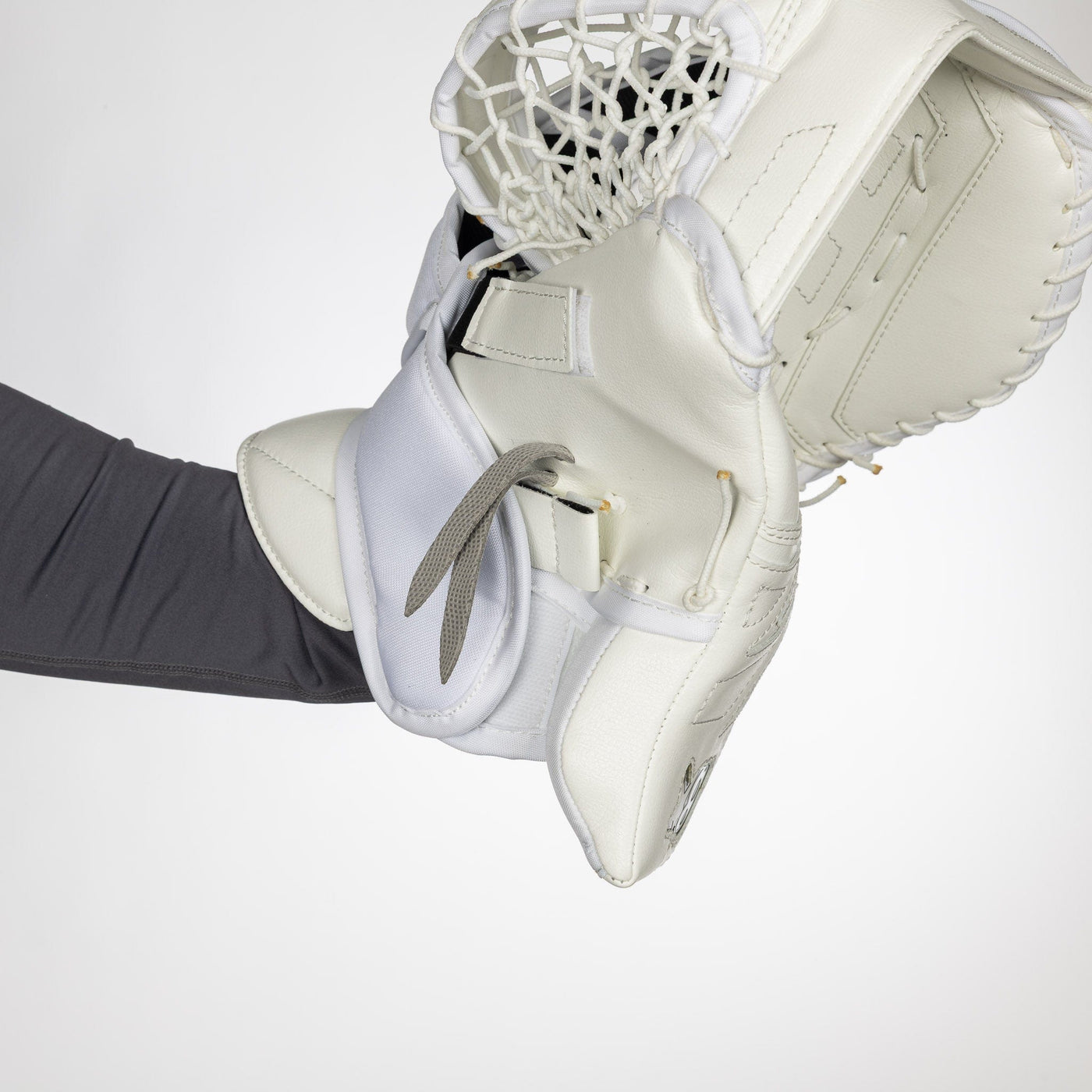 Brian's OPTIK X4 Junior Goalie Catcher - TheHockeyShop.com