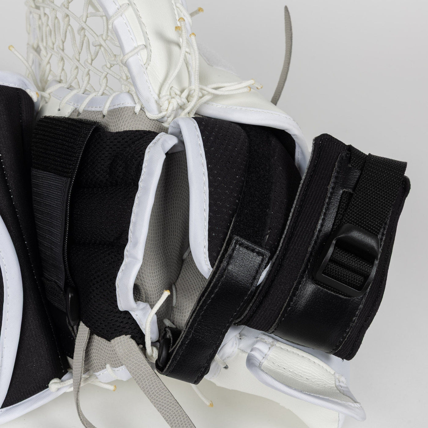 Brian's OPTIK X4 Senior Goalie Catcher - TheHockeyShop.com