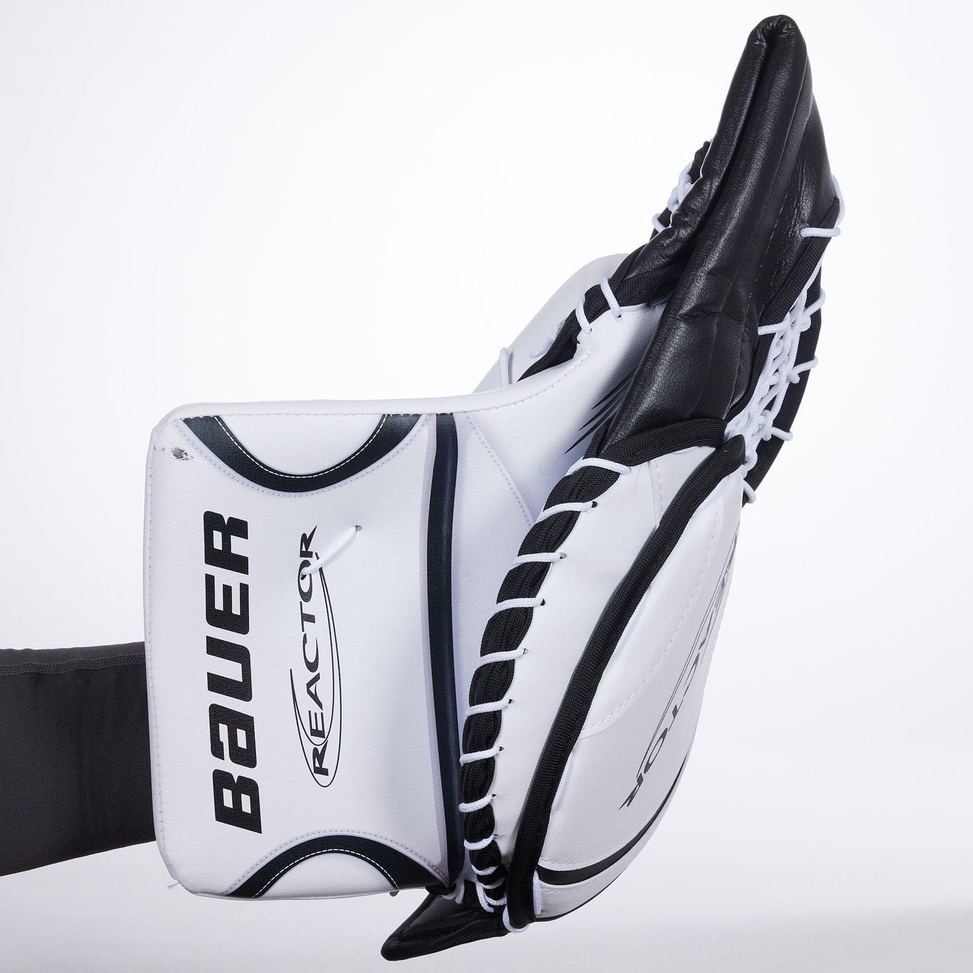 Bauer Reactor R5 Pro Senior Goalie Catcher | TheHockeyShop.com