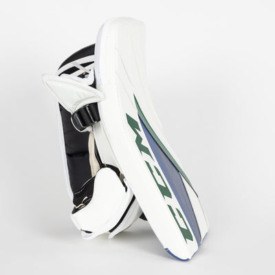 CCM Extreme Flex 5 Senior Goalie Blocker - Thatcher Demko - TheHockeyShop.com