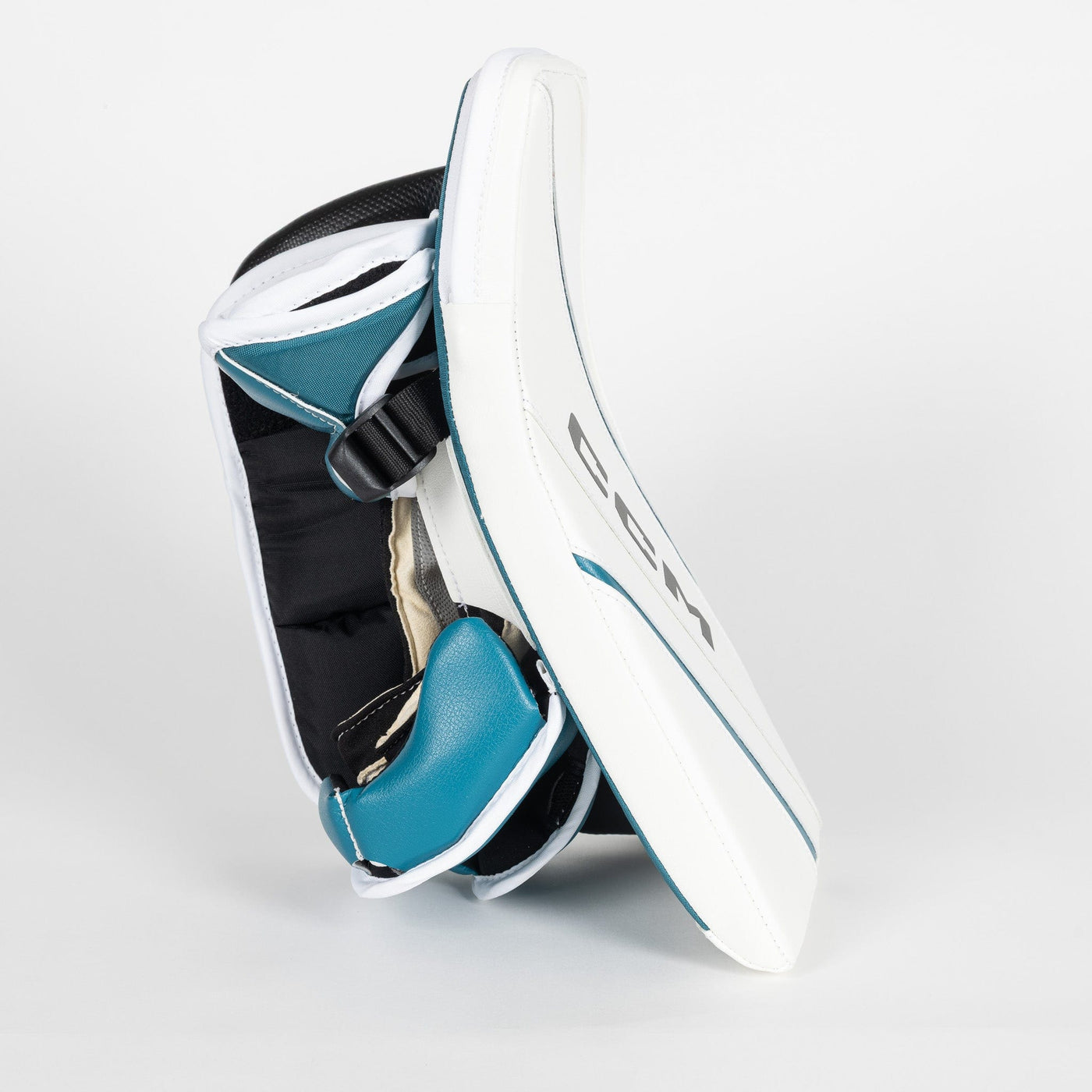 CCM Extreme Flex 6 Senior Goalie Blocker - Magnus Chrona - TheHockeyShop.com