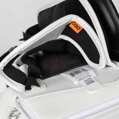 CCM Extreme Flex 7 Senior Goalie Blocker - TheHockeyShop.com