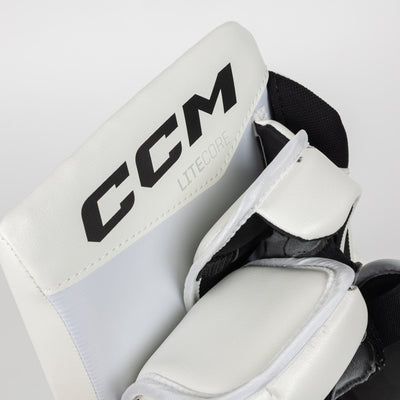 CCM Extreme Flex E7.5 Senior Goalie Blocker - TheHockeyShop.com