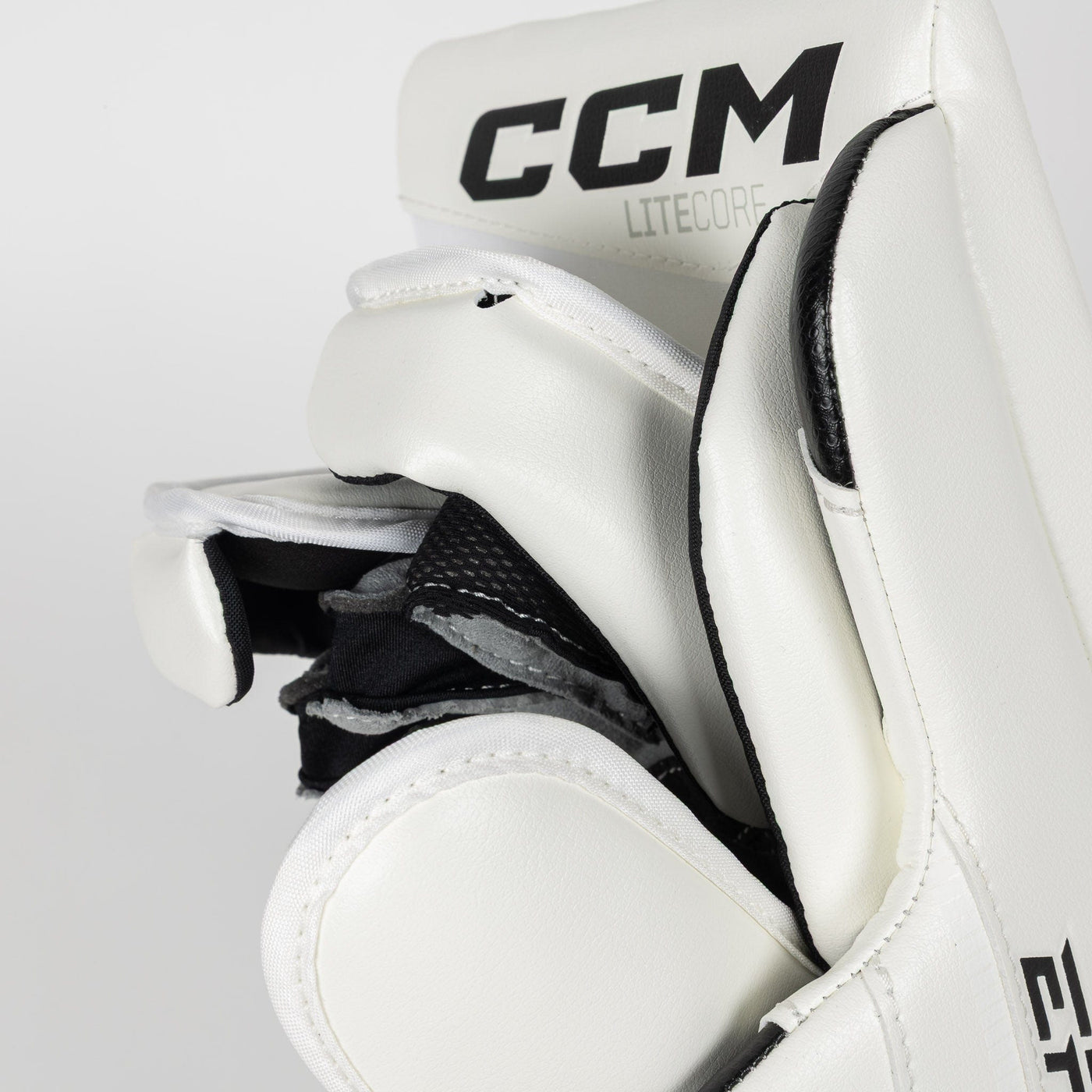 CCM Extreme Flex E7.9 Intermediate Goalie Blocker - TheHockeyShop.com
