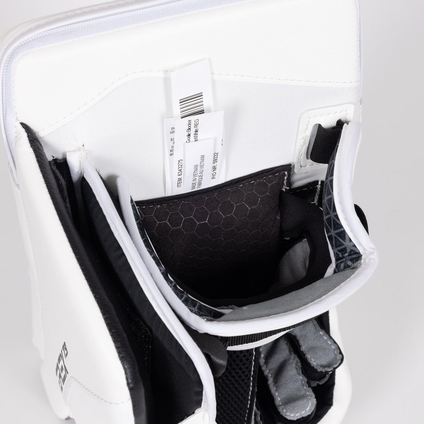 CCM Extreme Flex E7.9 Senior Goalie Blocker - TheHockeyShop.com