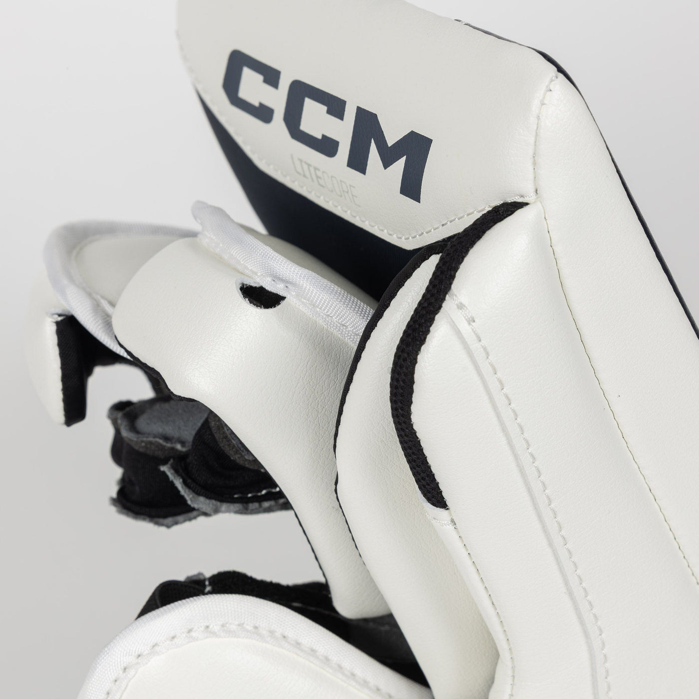 CCM Phenom Junior Goalie Blocker - SDC - TheHockeyShop.com