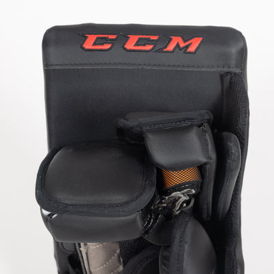 CCM Extreme Flex 5 Senior Goalie Blocker - USED #1 - TheHockeyShop.com