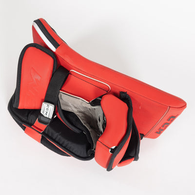 CCM Extreme Flex 5 Senior Goalie Blocker - USED #2 - TheHockeyShop.com