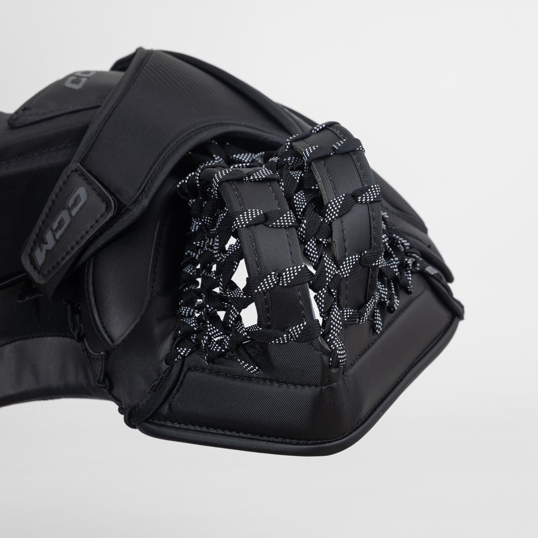 CCM Axis F9 Intermediate Goalie Catcher - SDC
