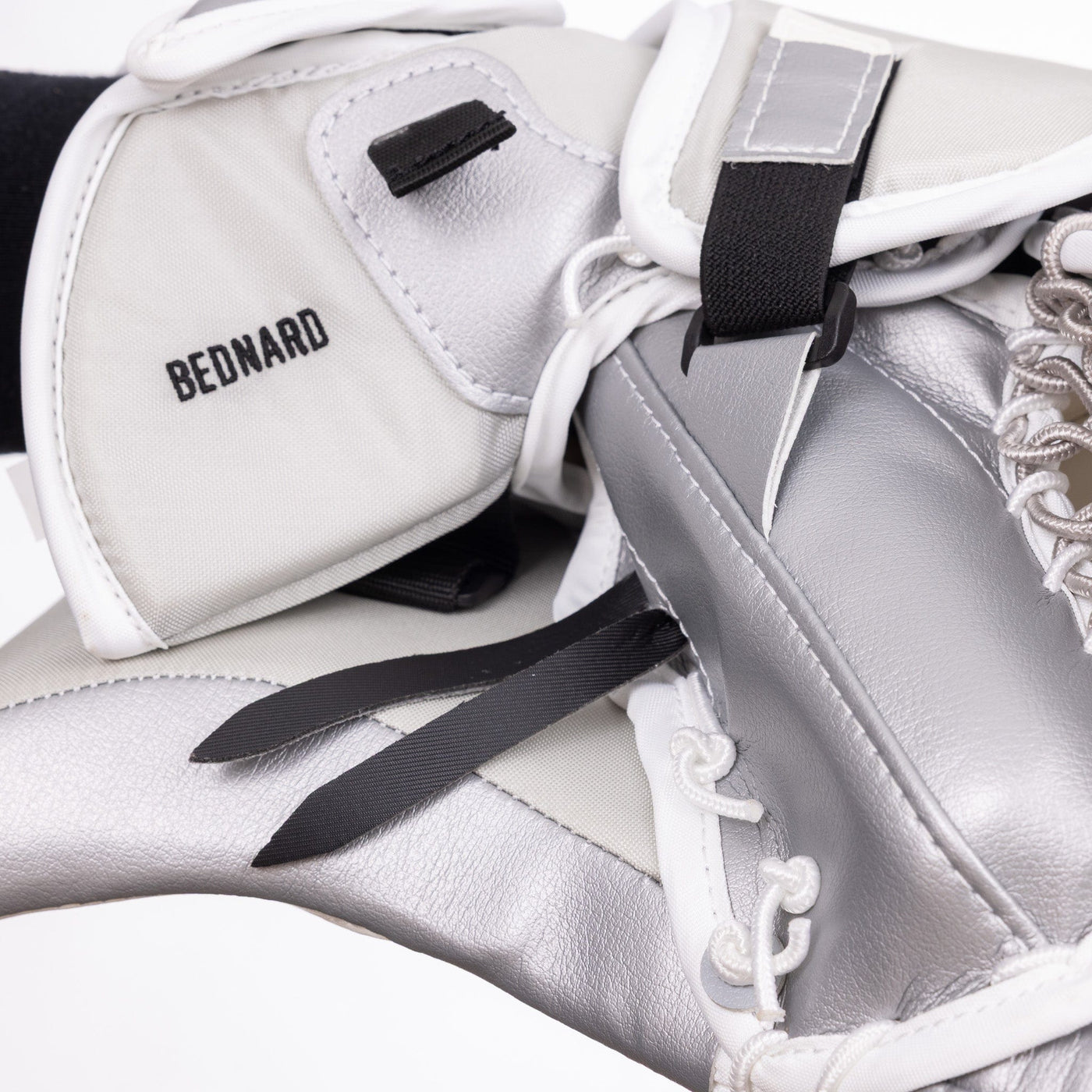 CCM Extreme Flex 6 Senior Goalie Catcher - Ryan Bednard - TheHockeyShop.com