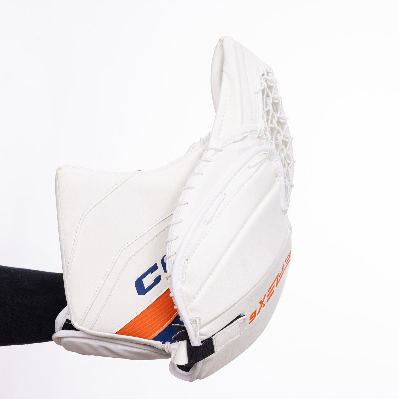 CCM Extreme Flex 6 Senior Goalie Catcher - Stuart Skinner - TheHockeyShop.com