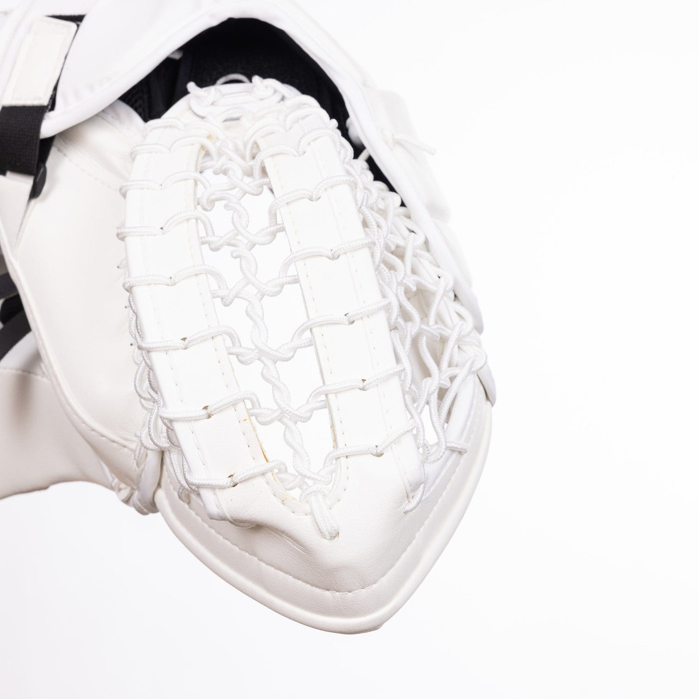 CCM Extreme Flex 6 Senior Goalie Catcher - Stuart Skinner - TheHockeyShop.com