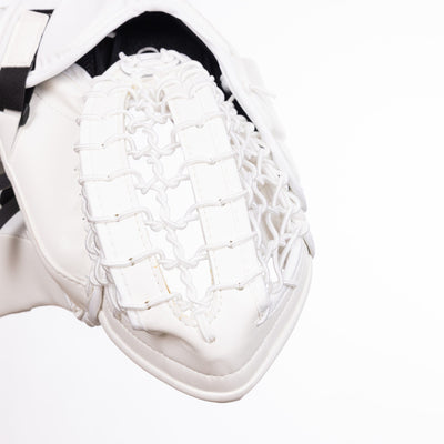 CCM Extreme Flex 6 Senior Goalie Catcher - Stuart Skinner - TheHockeyShop.com