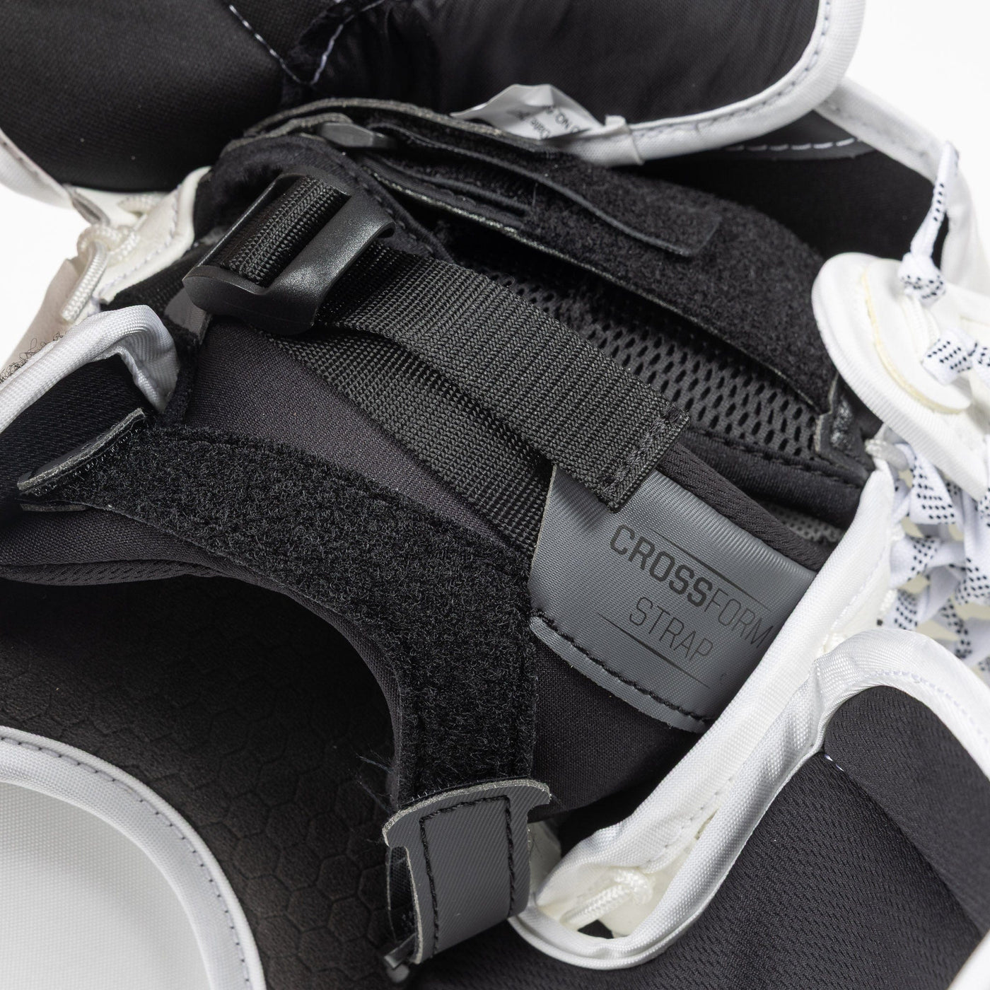 CCM Extreme Flex 7 Senior Goalie Catcher - TheHockeyShop.com
