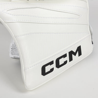 CCM Extreme Flex 7 Senior Goalie Catcher - Pro Palm - TheHockeyShop.com