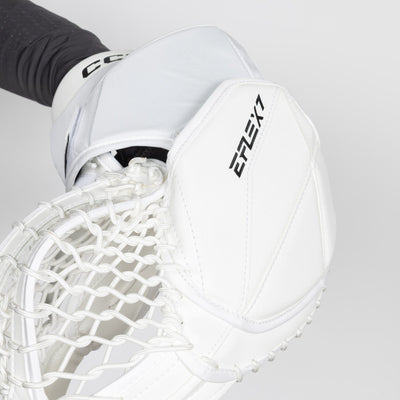 CCM Extreme Flex 7 Senior Goalie Catcher - Pro Palm - TheHockeyShop.com