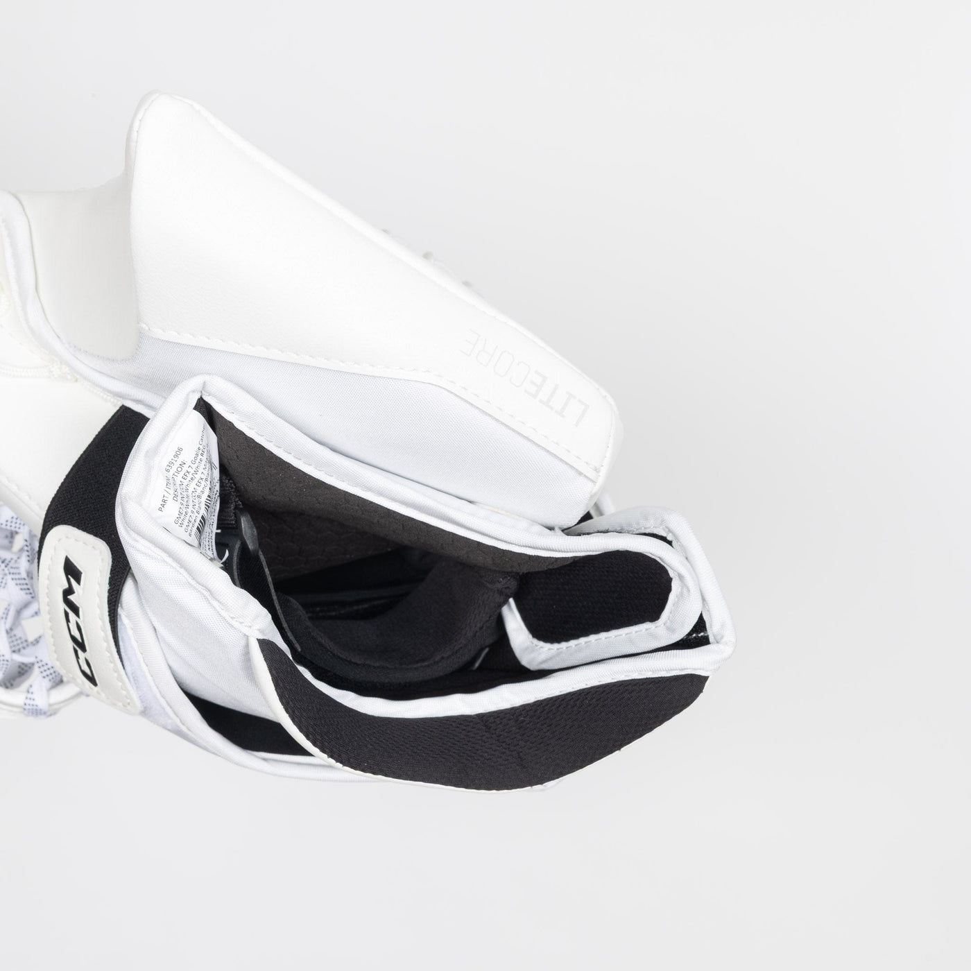 CCM Extreme Flex E7.9 Intermediate Goalie Catcher - TheHockeyShop.com