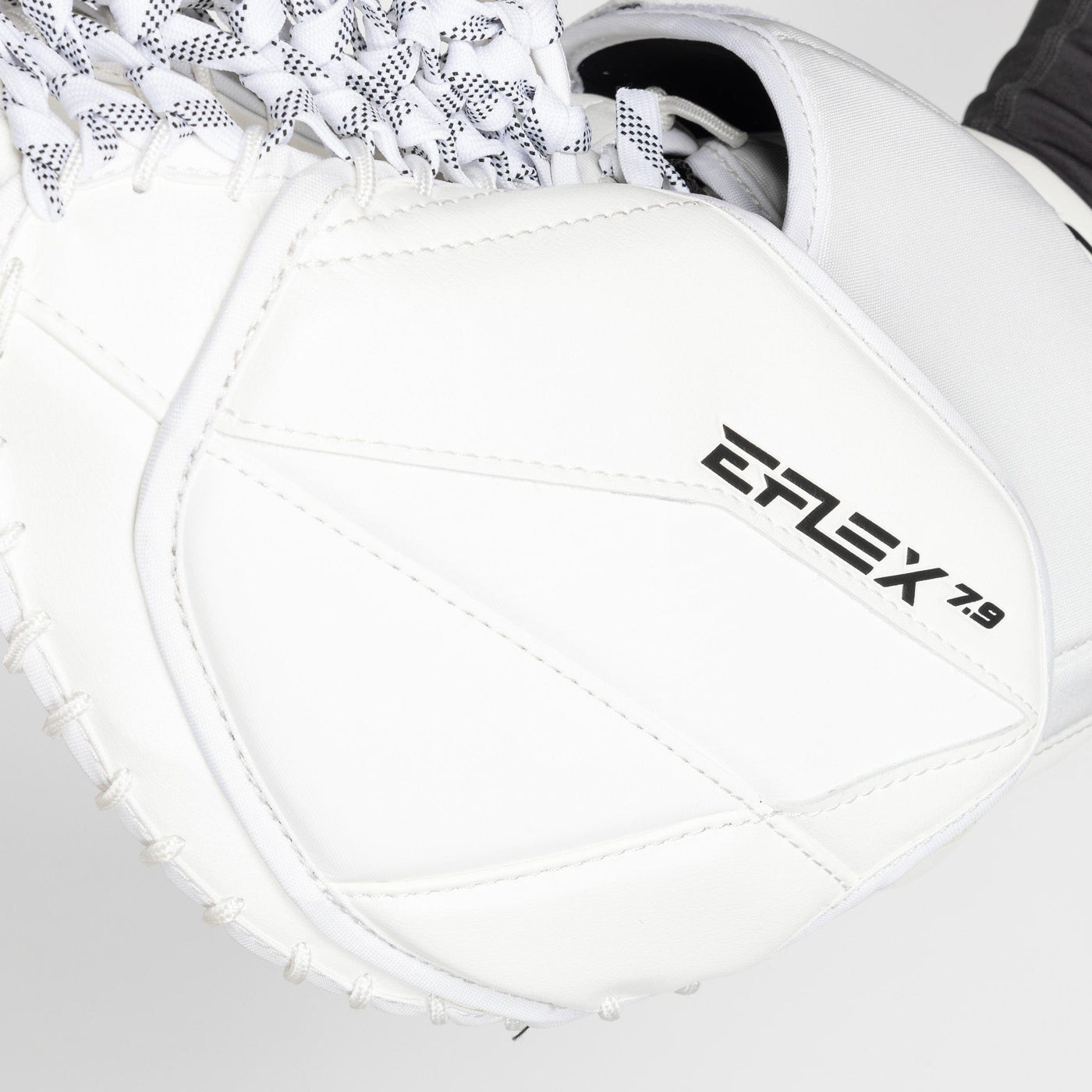 CCM Extreme Flex E7.9 Senior Goalie Catcher - TheHockeyShop.com