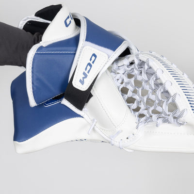 CCM Phenom Junior Goalie Catcher - SDC - TheHockeyShop.com