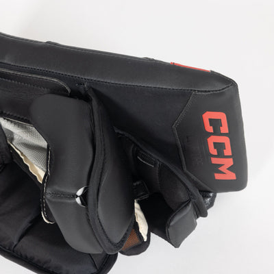 CCM Axis 2 Senior Goalie Glove Set - USED #1 (590° Catcher) - TheHockeyShop.com