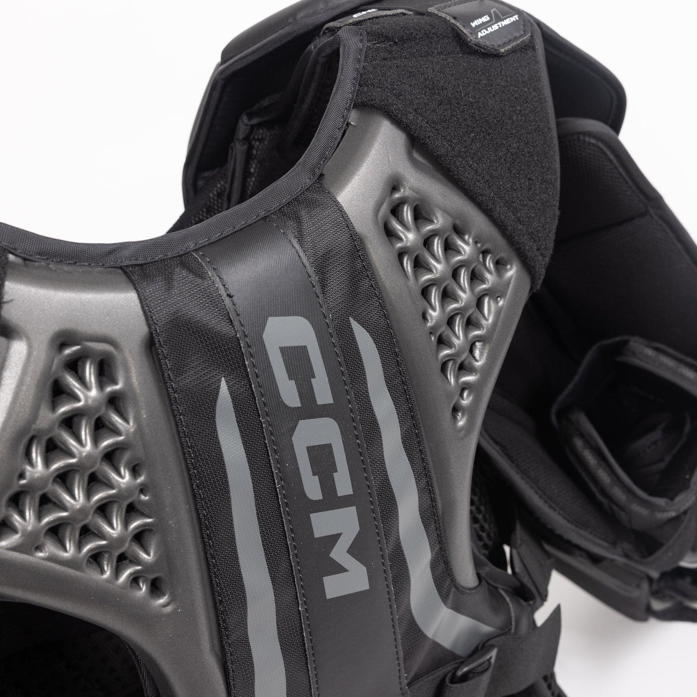 CCM Extreme Flex 6 Senior Chest & Arm Protector - Source Exclusive - The Hockey Shop Source For Sports