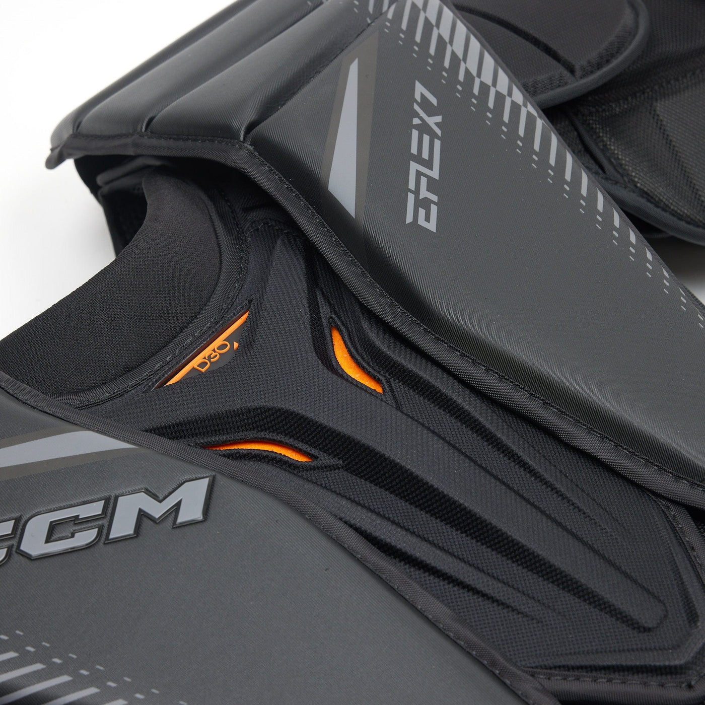 CCM Extreme Flex 7 Intermediate Chest & Arm Protector - SDC - TheHockeyShop.com