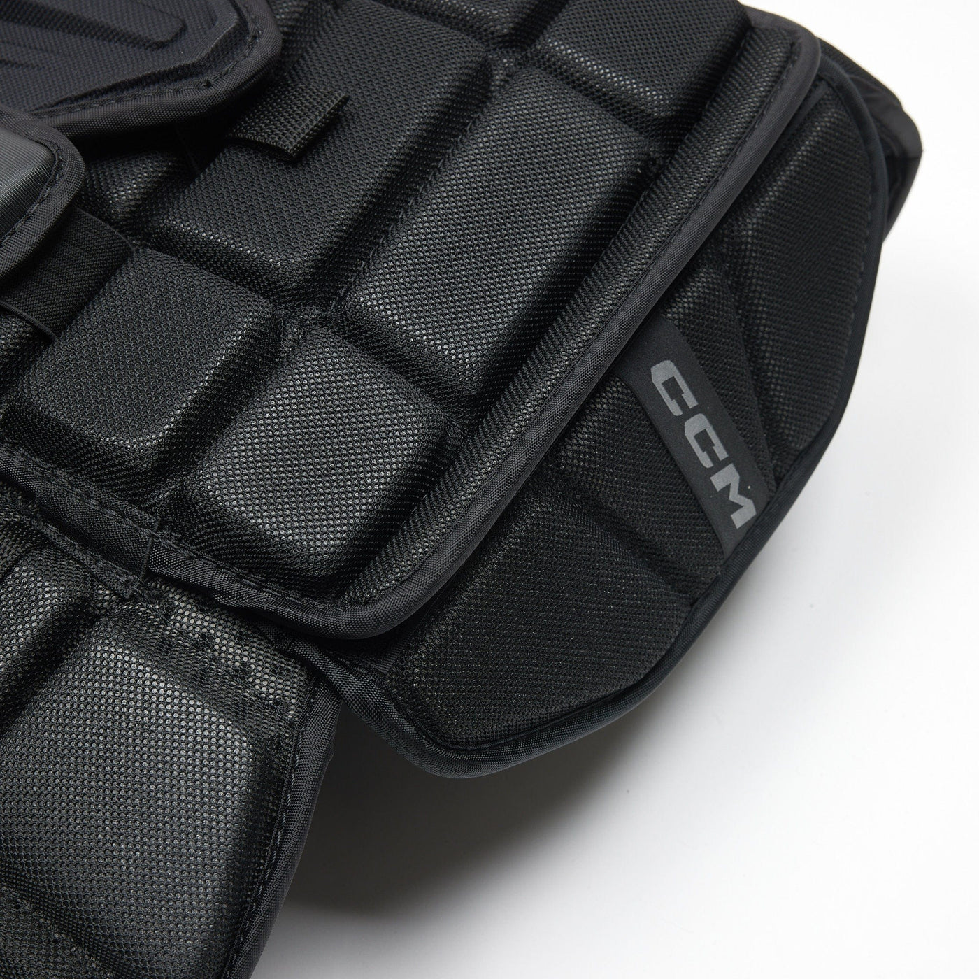 CCM Extreme Flex 7 Intermediate Chest & Arm Protector - SDC - TheHockeyShop.com