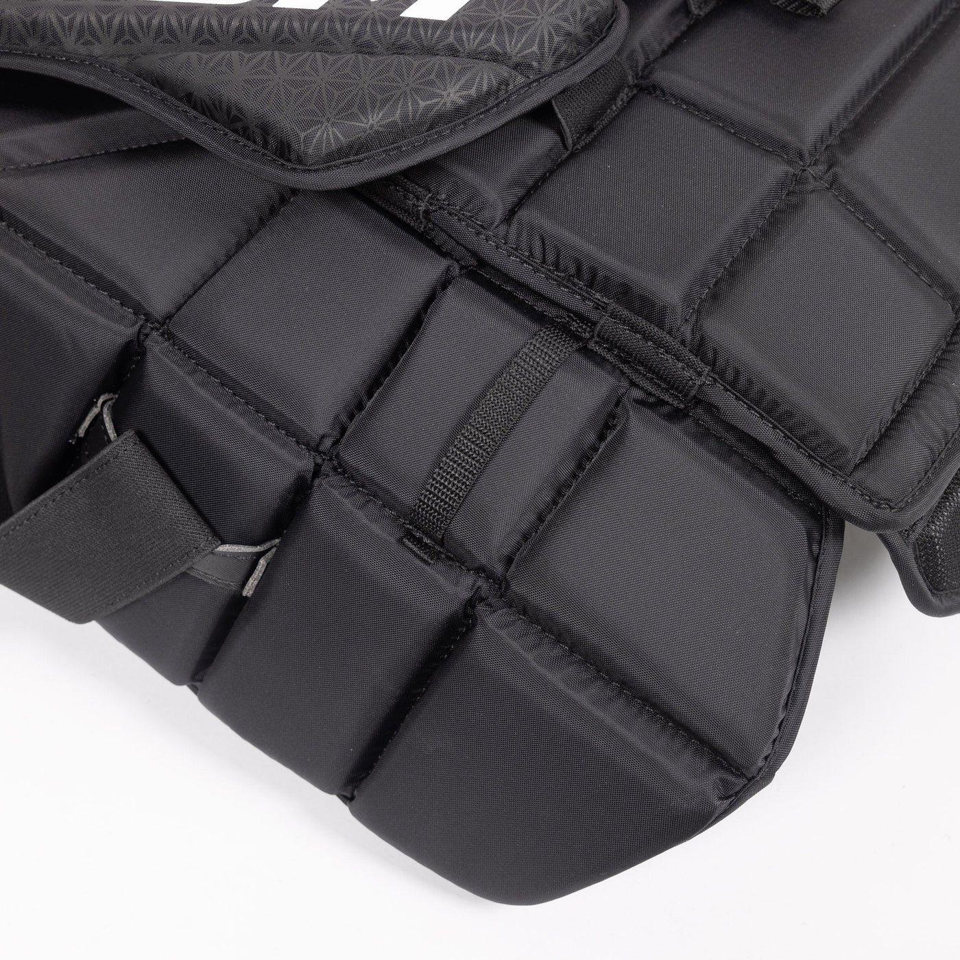 CCM Extreme Flex E6.9 Senior Chest & Arm Protector - The Hockey Shop Source For Sports